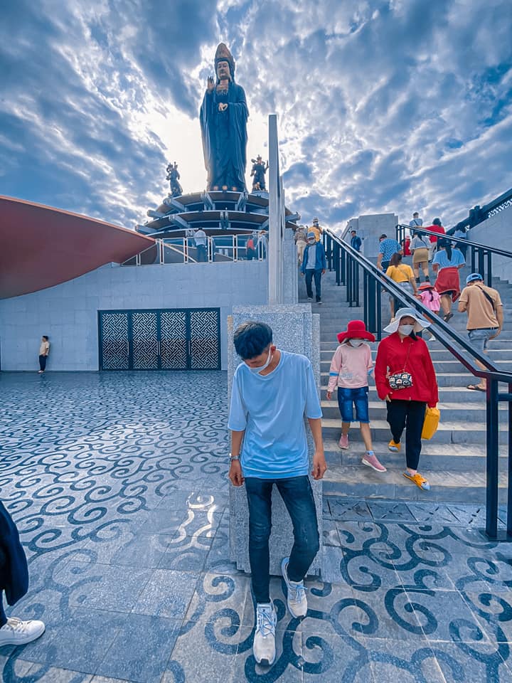 Hay Tin Núi Bà Đen Free Vé Vào Cổng, Dòng Người Đông Nghẹt Đổ Về Viếng Chùa  Dịp Rằm Tháng Giêng