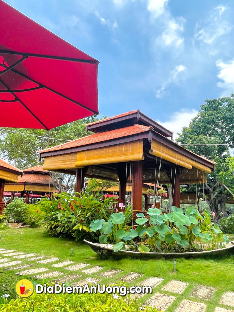 Trải nghiệm hải sản tươi sống, ngay tại hầm rượu lớn nhất Bà Rịa - ảnh 10 trai nghiem hai san tuoi song, ngay tai ham ruou lon nhat ba ria - anh 10