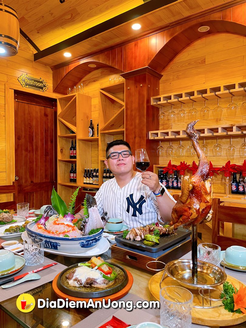 Trải nghiệm hải sản tươi sống, ngay tại hầm rượu lớn nhất Bà Rịa - ảnh 16 trai nghiem hai san tuoi song, ngay tai ham ruou lon nhat ba ria - anh 16