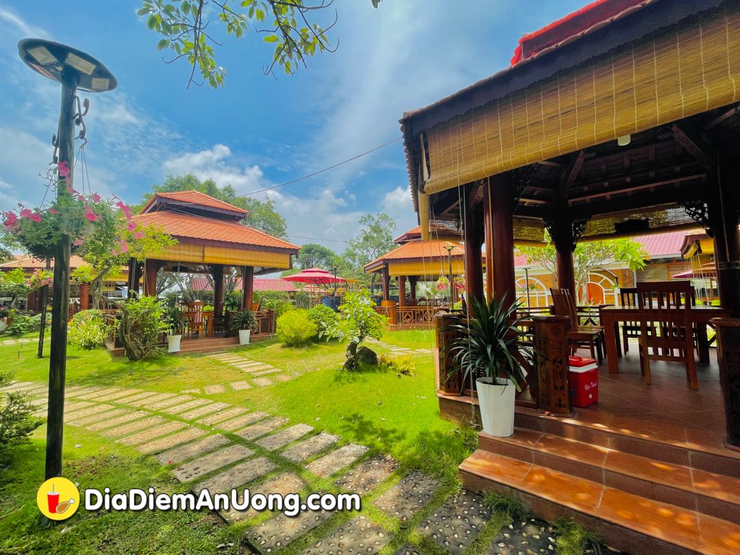 Trải nghiệm hải sản tươi sống, ngay tại hầm rượu lớn nhất Bà Rịa - ảnh 6 trai nghiem hai san tuoi song, ngay tai ham ruou lon nhat ba ria - anh 6