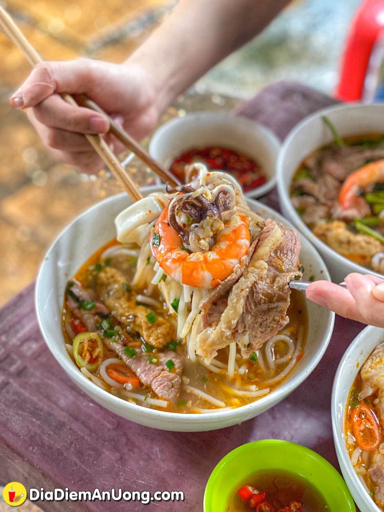 di tim “lunch lady” cua vua dau bep anthony bourdain sau 13 nam noi tieng khap the gioi - anh 11