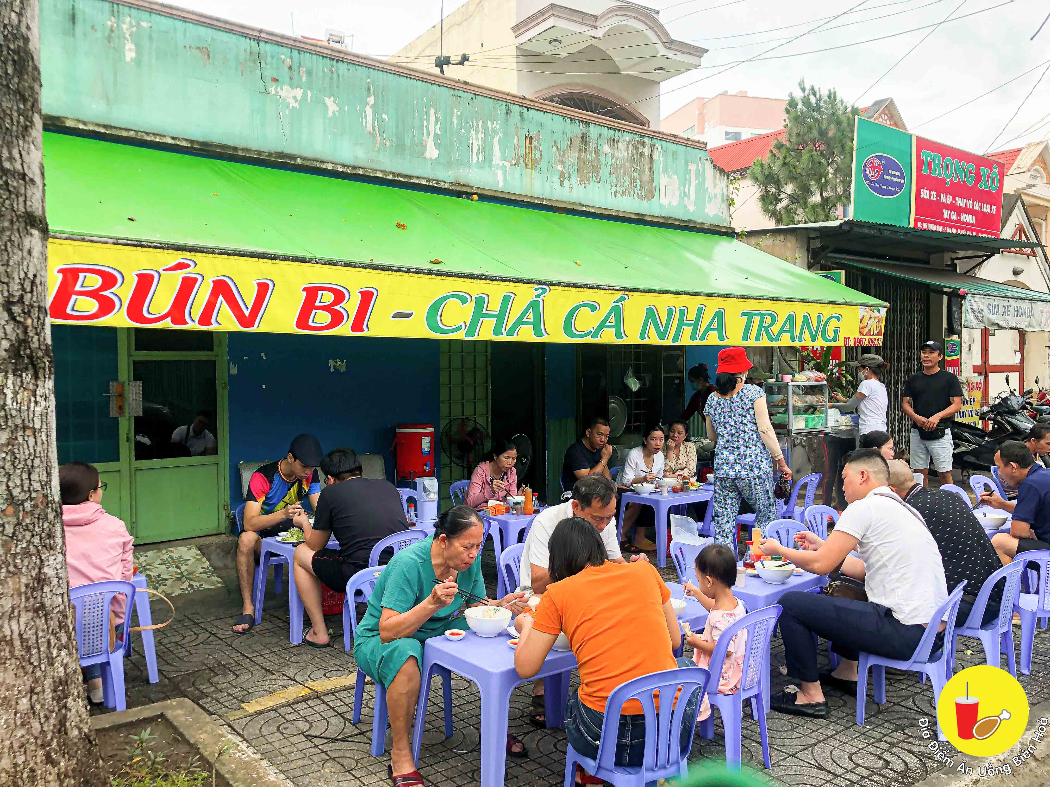 co 1 quan bun sua - cha ca nha trang le duong dang lam mua lam gio o bien hoa - anh 8