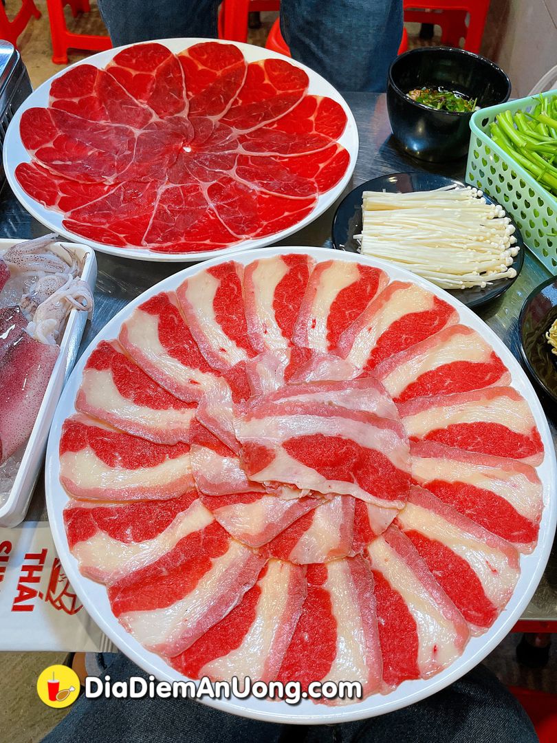 Ghé Thái Sumo ăn lẩu thái chua cay tê tái - thử ngay cách mix match món độc lạ - ảnh 2 ghe thai sumo an lau thai chua cay te tai - thu ngay cach mix match mon doc la - anh 2