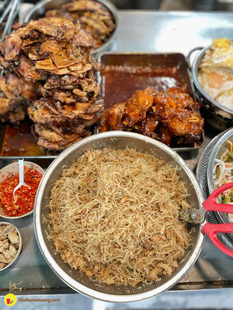 dia com tam suon bi cha cuc nhieu ma con re nhu cho cua ong chu style "cao boi"  - anh 12