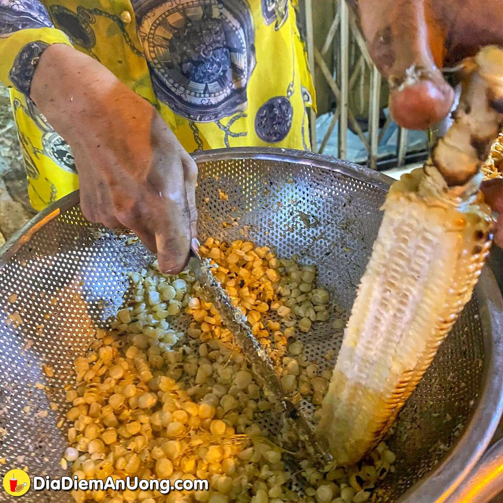 Hiện tượng Youtube - BẮP NƯỚNG TÂY THY bán bắp kiếm tiền làm từ thiện - ảnh 6 hien tuong youtube - bap nuong tay thy ban bap kiem tien lam tu thien - anh 6