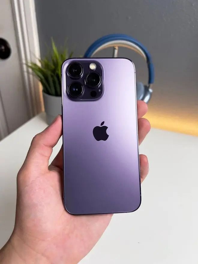 iPhone 14 màu tím mộng mơ là một trong những chiếc điện thoại được săn đón nhất trong năm
