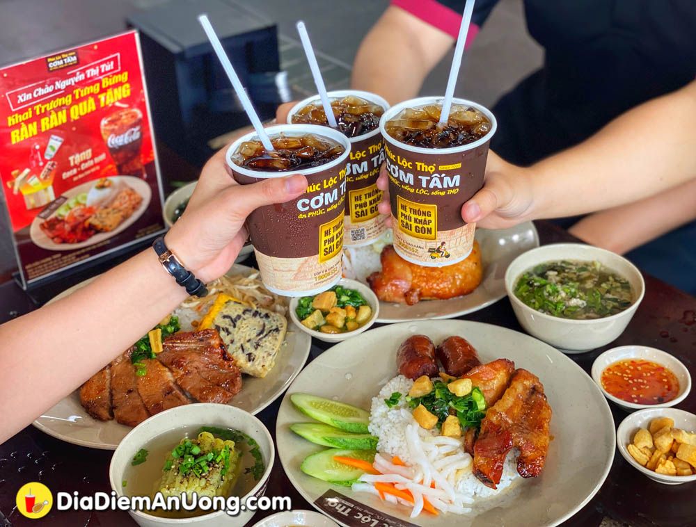 Đón chào cửa hàng mới của CƠM TẤM PHÚC LỘC THỌ với cơn lốc quà tặng