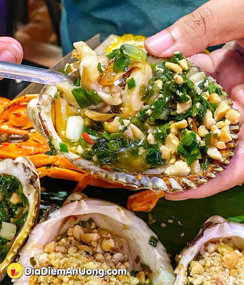 quay vui het nac voi ra khoi seafood & beer moi toanh khu phan xich long - anh 14