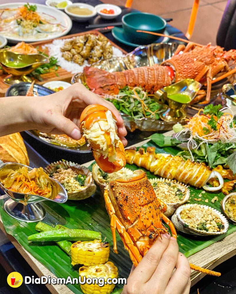 quay vui het nac voi ra khoi seafood & beer moi toanh khu phan xich long - anh 10