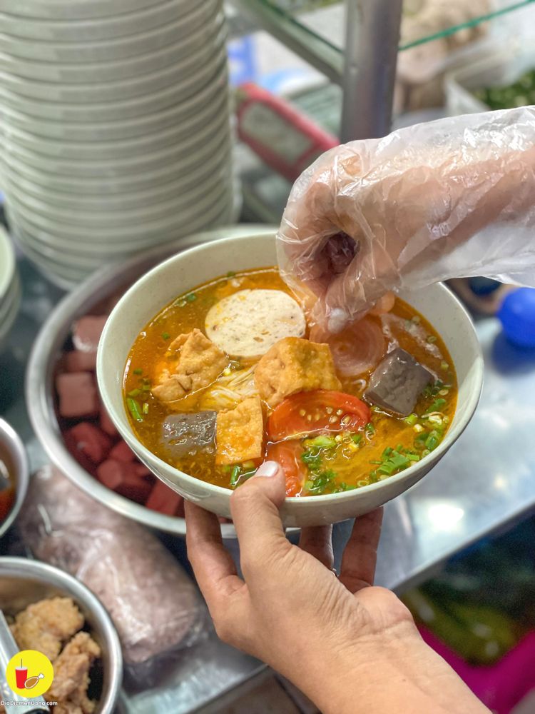 doc dao - bun rieu da heo cuon an cung sa te top mo thom ngon o binh thanh - anh 6