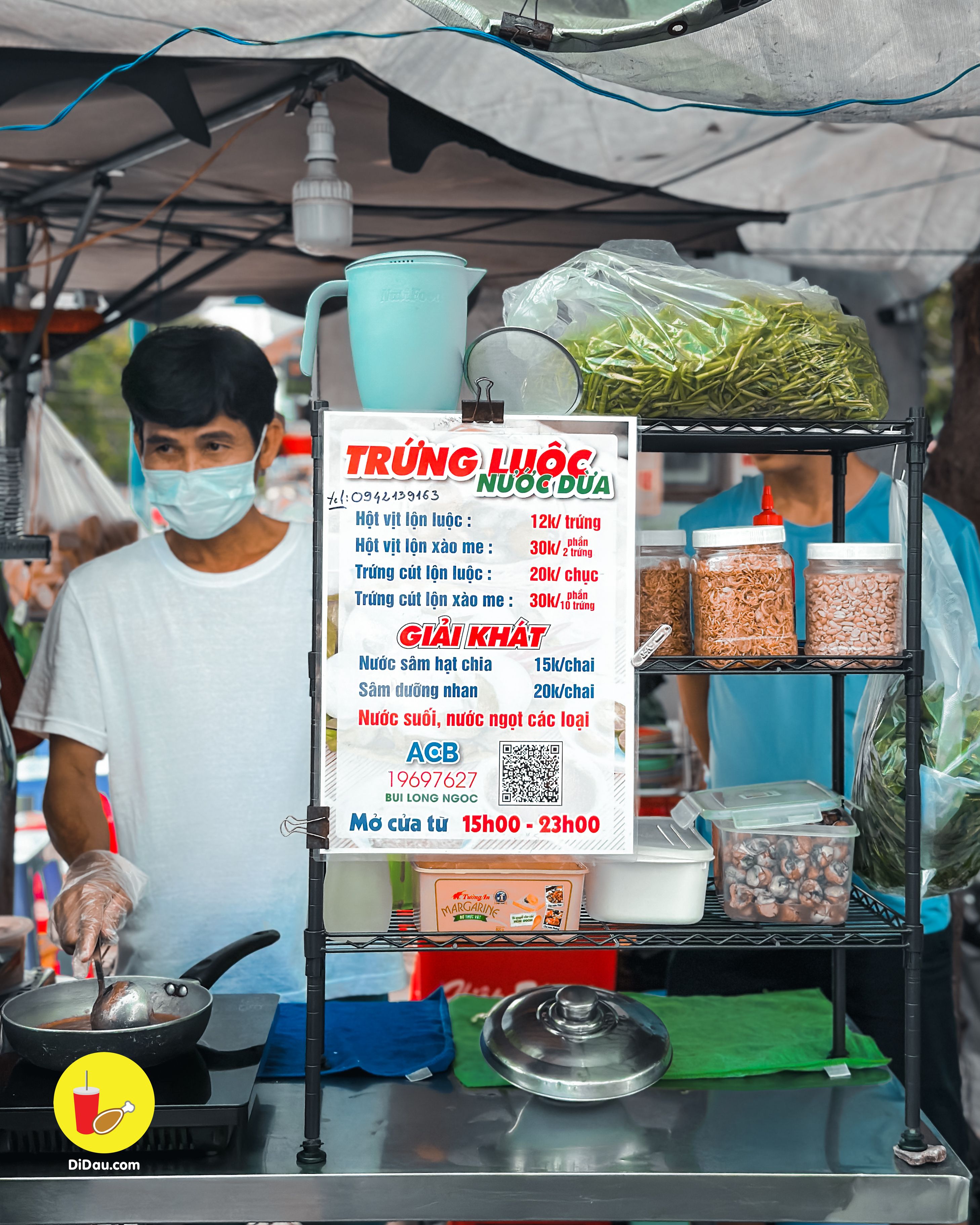 Quán hột vịt lộn mỗi ngày bán 1000 trứng, khách đứng xếp hàng dài - ảnh 19 quan hot vit lon moi ngay ban 1000 trung, khach dung xep hang dai - anh 19