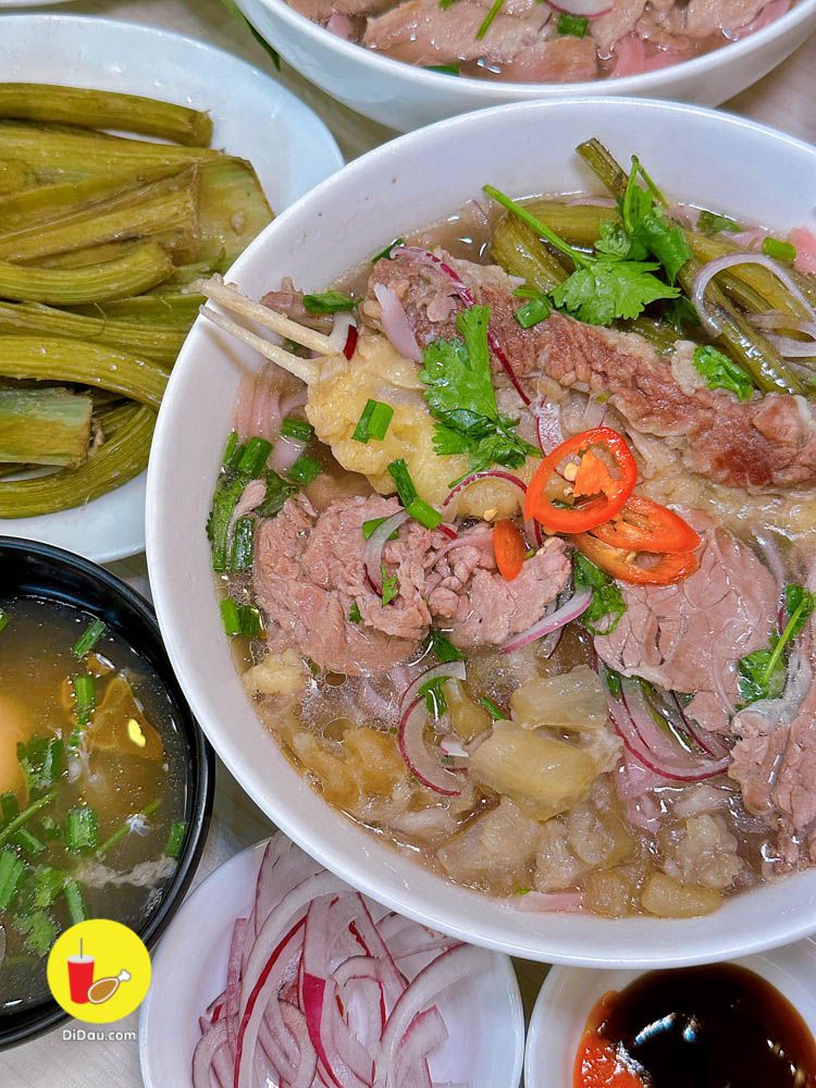 moi la pho viet, to pho atiso dac san da lat vua xuat hien lan dau tien tai sai gon, khong nen bo lo - anh 15