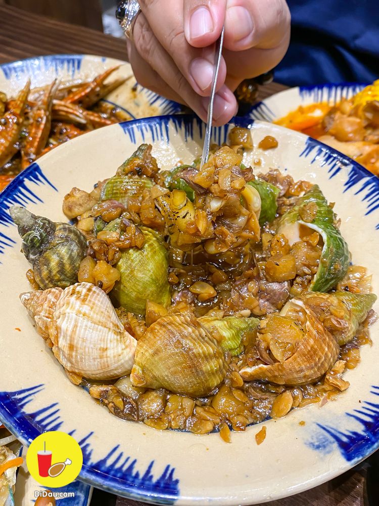 gioi foodbiz quan 1 hao huc trai nghiem tiem mo me oc cua hot streamer xemesis vua moi mo, oc ngon oc la ma gia chi tu 69k - anh 11