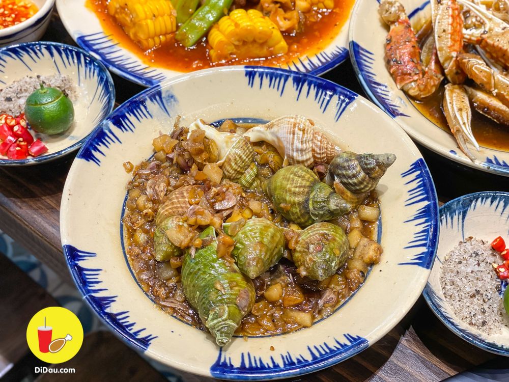 gioi foodbiz quan 1 hao huc trai nghiem tiem mo me oc cua hot streamer xemesis vua moi mo, oc ngon oc la ma gia chi tu 69k - anh 9