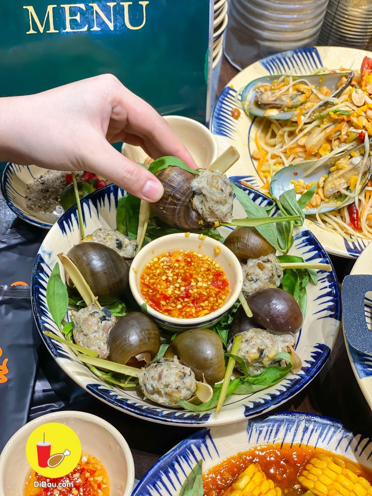 gioi foodbiz quan 1 hao huc trai nghiem tiem mo me oc cua hot streamer xemesis vua moi mo, oc ngon oc la ma gia chi tu 69k - anh 25