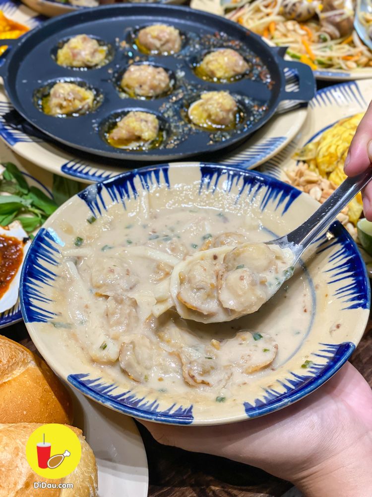 gioi foodbiz quan 1 hao huc trai nghiem tiem mo me oc cua hot streamer xemesis vua moi mo, oc ngon oc la ma gia chi tu 69k - anh 14