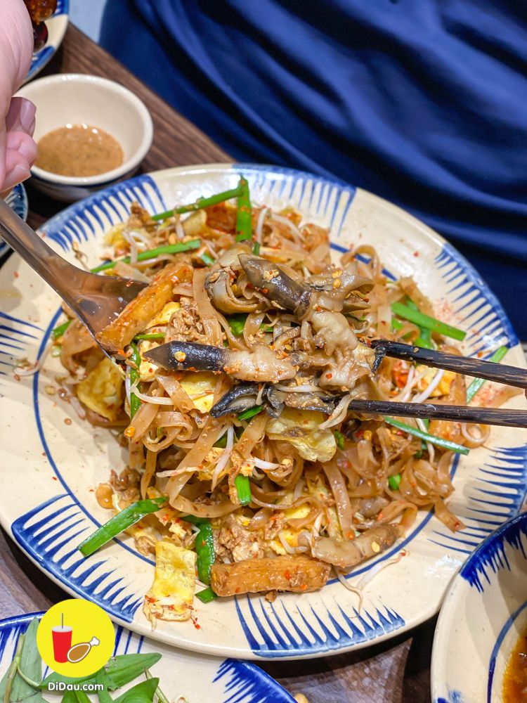 gioi foodbiz quan 1 hao huc trai nghiem tiem mo me oc cua hot streamer xemesis vua moi mo, oc ngon oc la ma gia chi tu 69k - anh 32