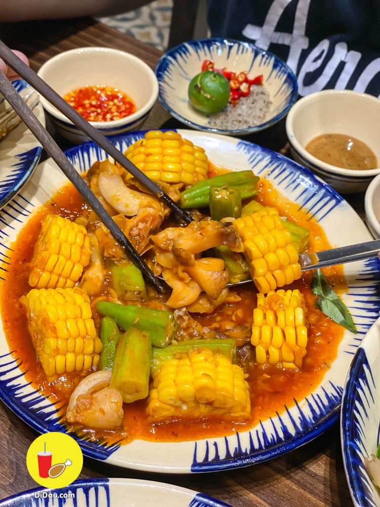 gioi foodbiz quan 1 hao huc trai nghiem tiem mo me oc cua hot streamer xemesis vua moi mo, oc ngon oc la ma gia chi tu 69k - anh 20