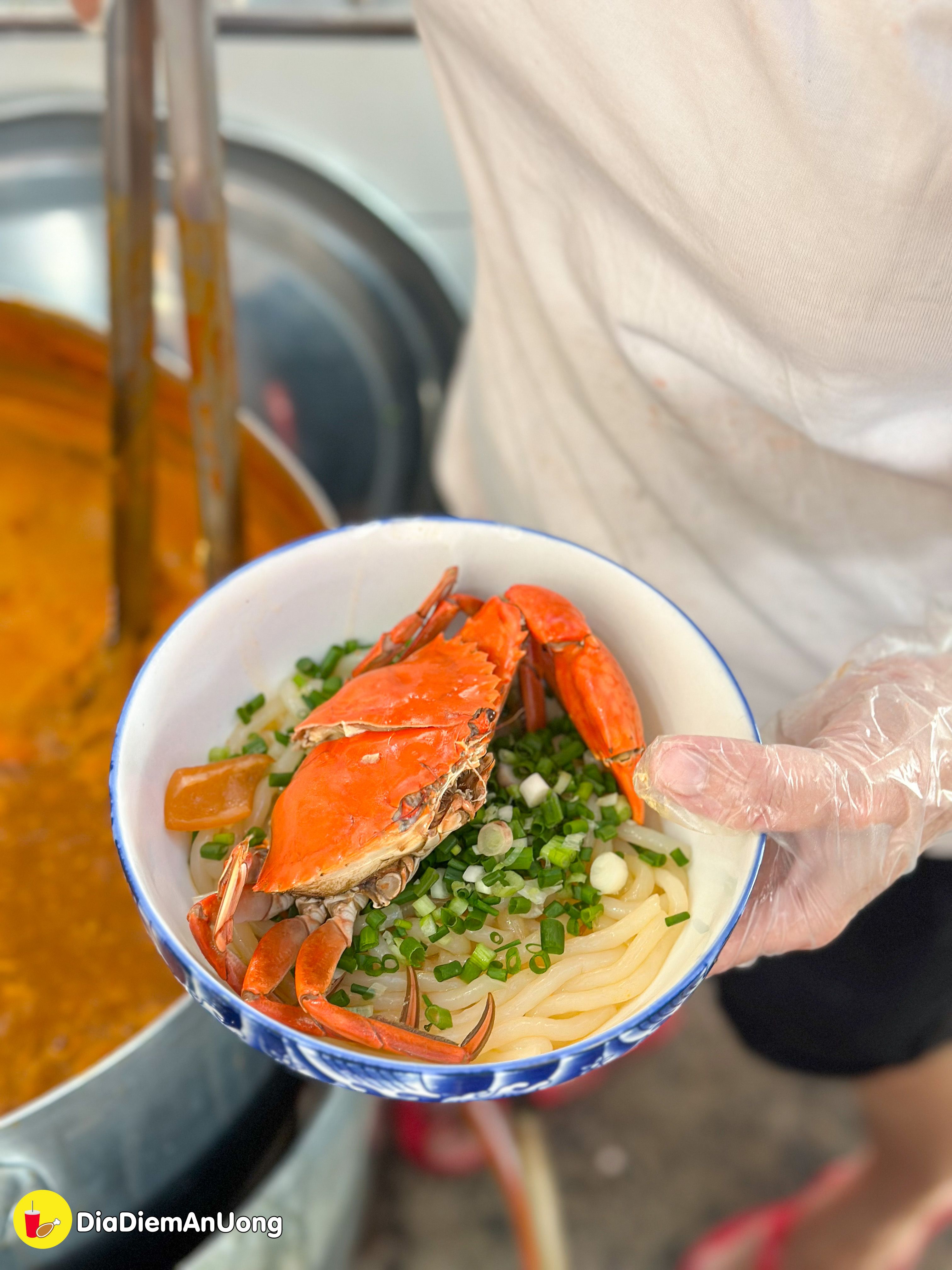 qua re banh canh cua nguyen con 35k/to chac thit, an e he khong lo xep vi o quan 6 - anh 9