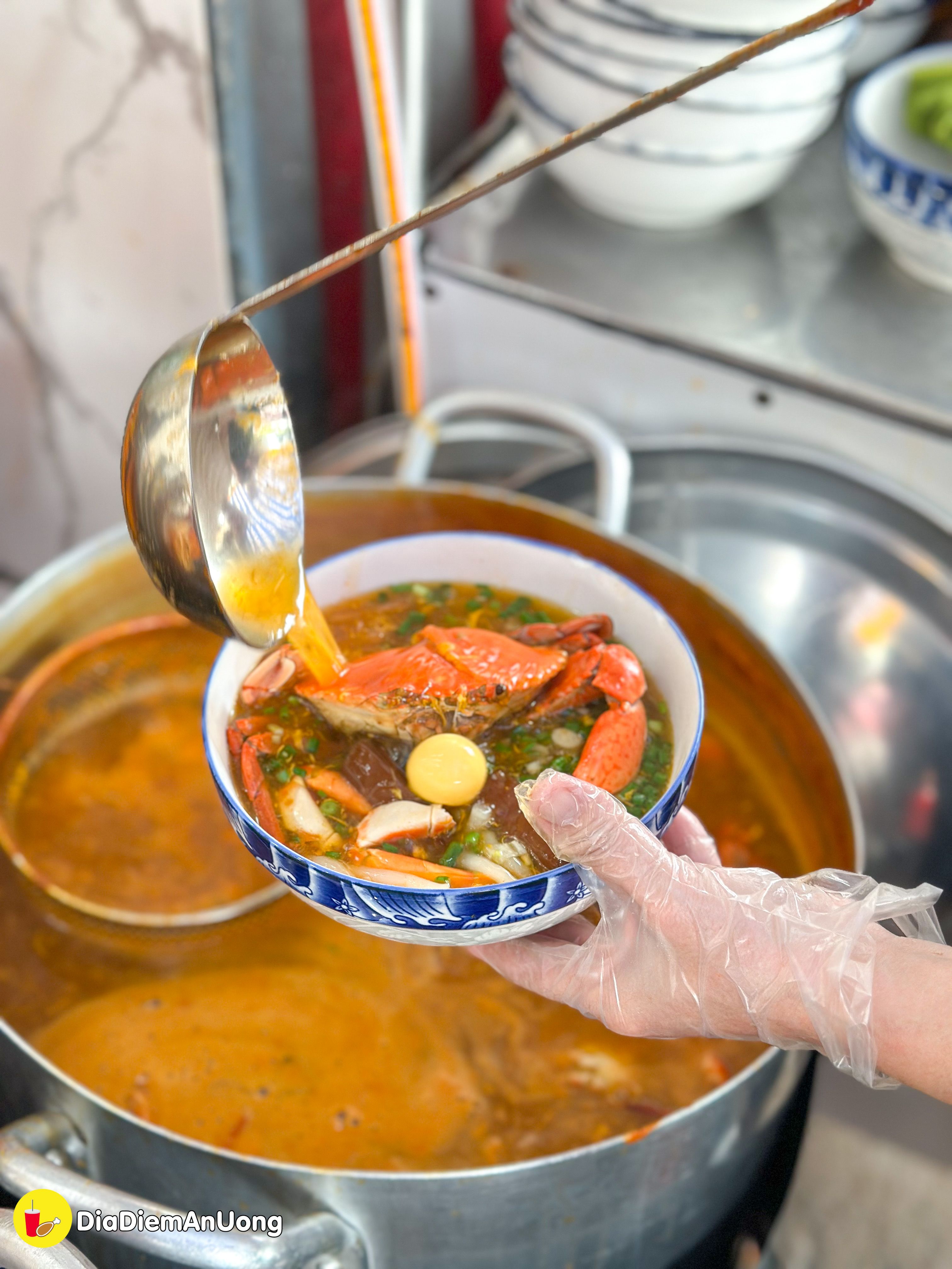 qua re banh canh cua nguyen con 35k/to chac thit, an e he khong lo xep vi o quan 6 - anh 8