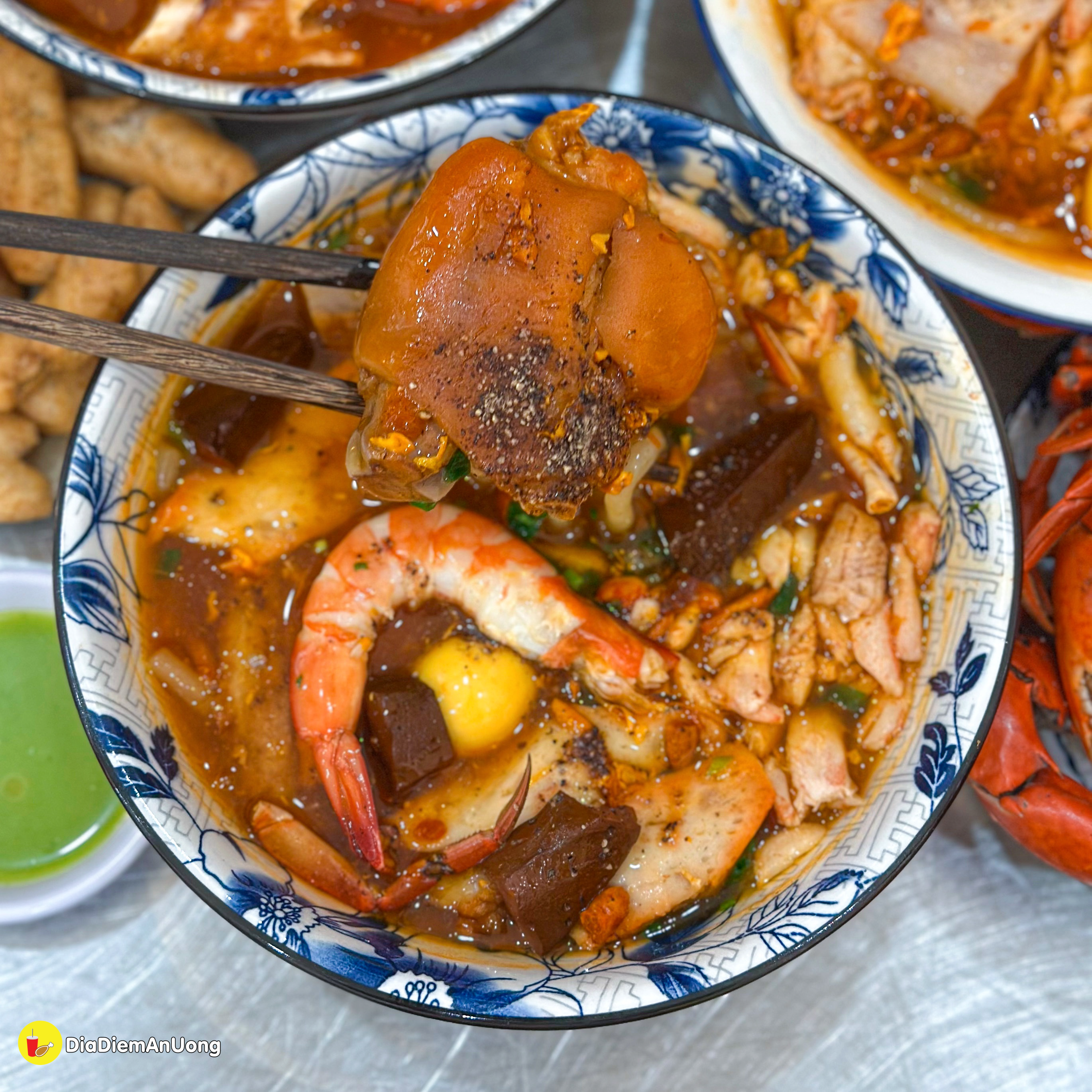 qua re banh canh cua nguyen con 35k/to chac thit, an e he khong lo xep vi o quan 6 - anh 14