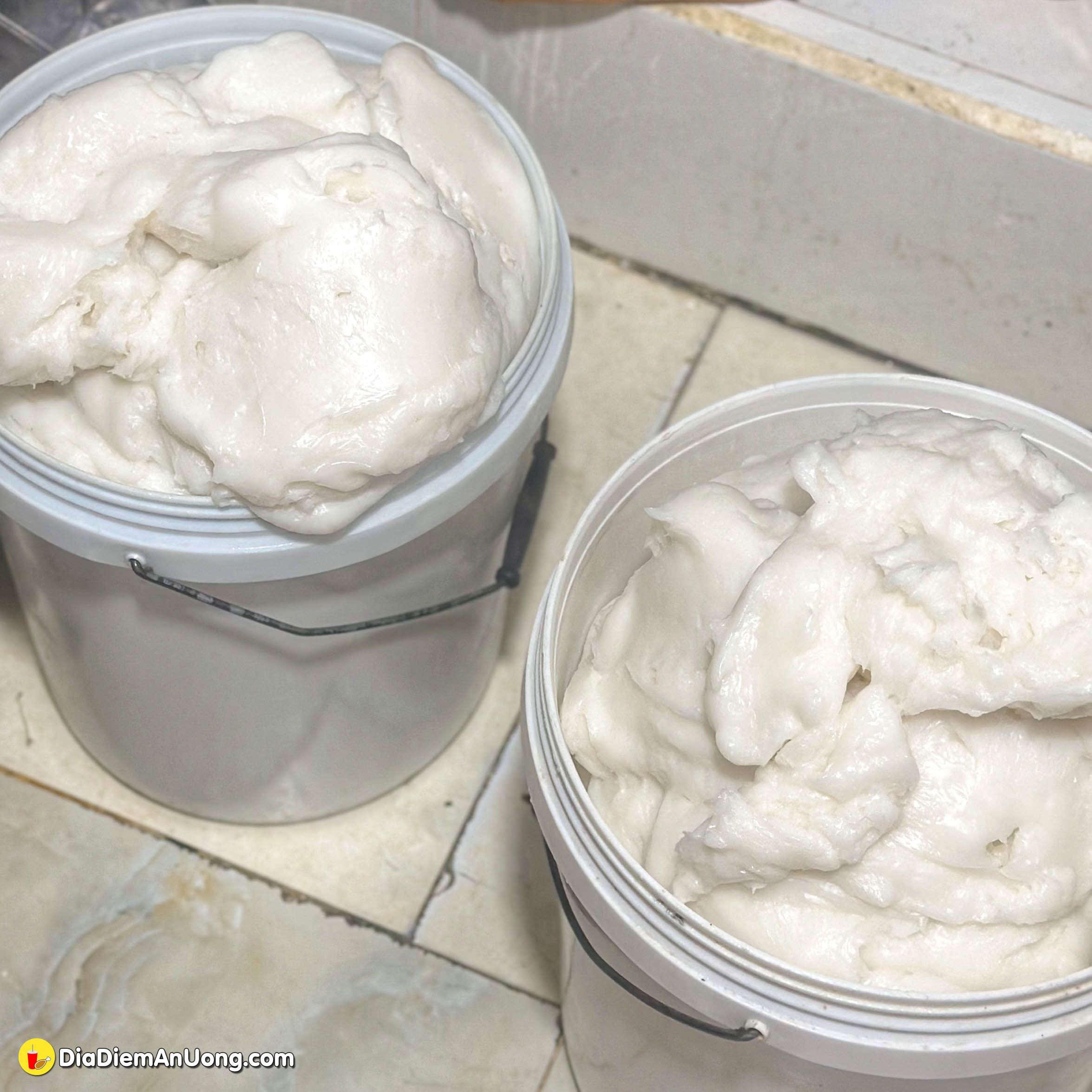 Chủ quán Bánh Tằm Nước Cốt Dừa chia sẻ cách làm SỢI BÁNH TẦM SE TAY gần như thất truyền - ảnh 5 chu quan banh tam nuoc cot dua chia se cach lam soi banh tam se tay gan nhu that truyen - anh 5