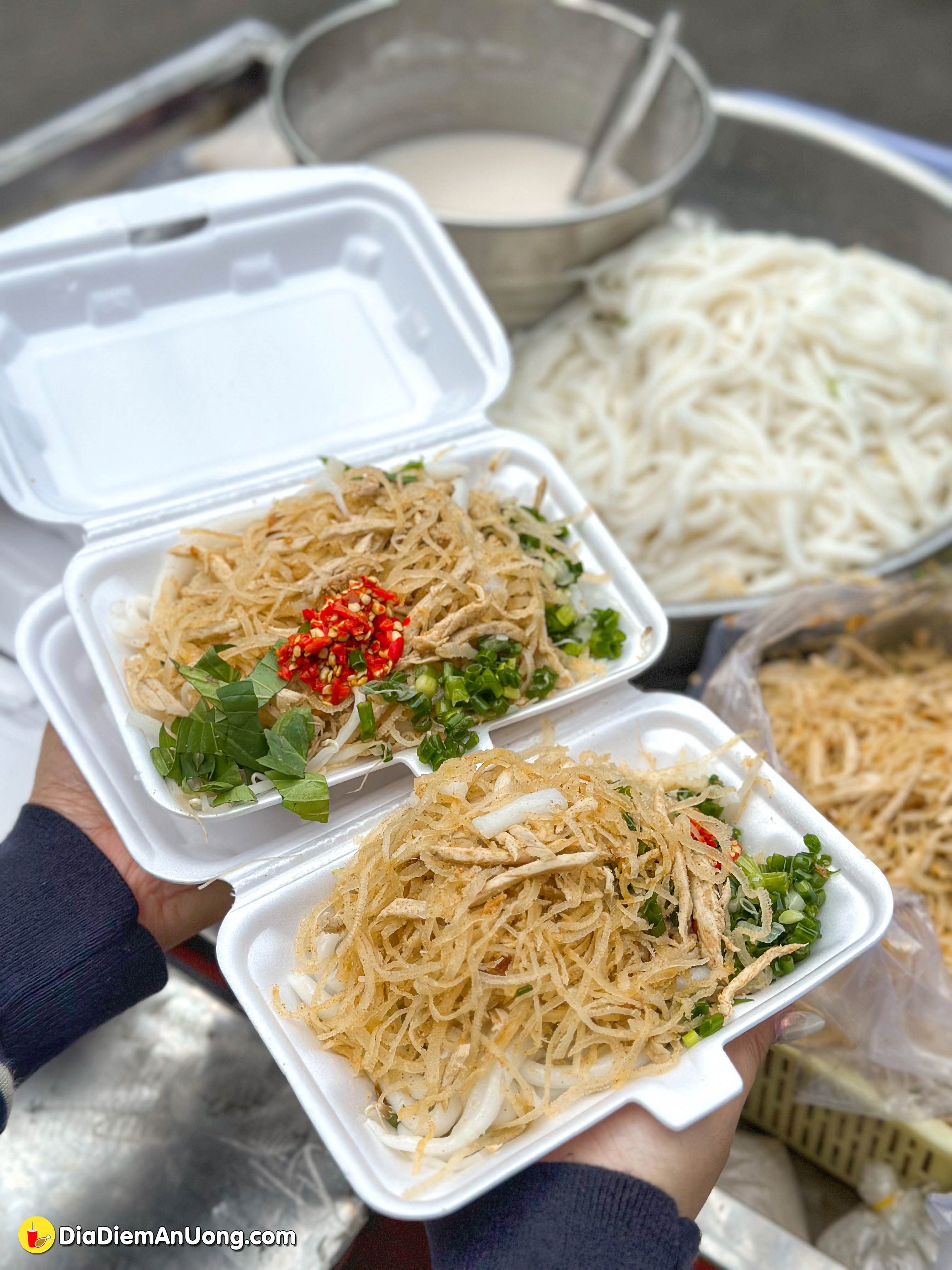 Chủ quán Bánh Tằm Nước Cốt Dừa chia sẻ cách làm SỢI BÁNH TẦM SE TAY gần như thất truyền - ảnh 16 chu quan banh tam nuoc cot dua chia se cach lam soi banh tam se tay gan nhu that truyen - anh 16