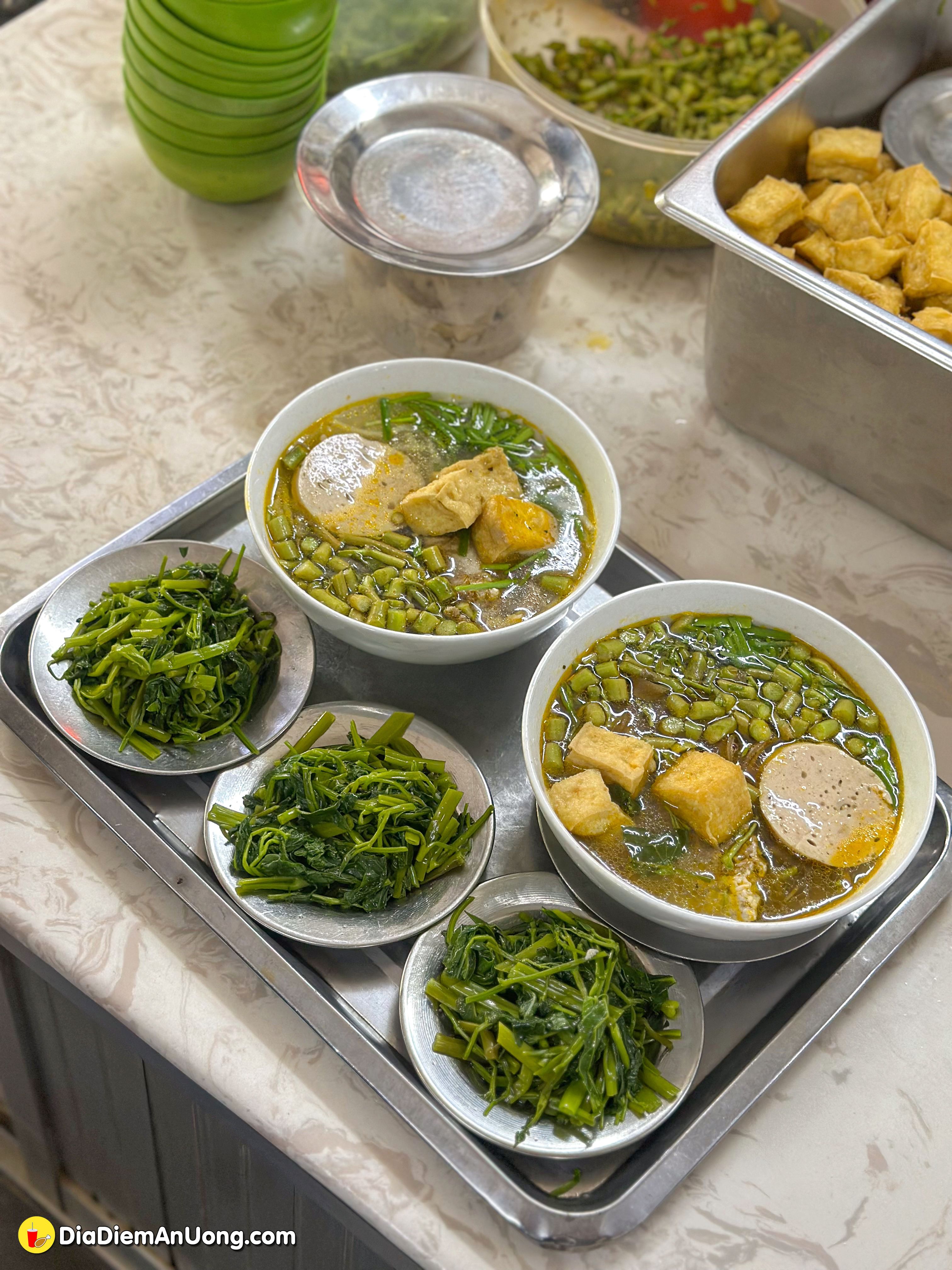 Tiệm Canh Bún 